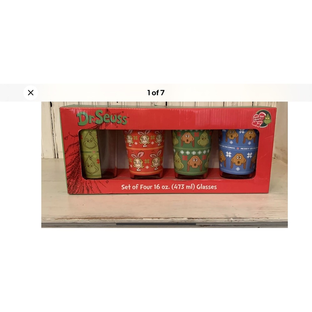 Dr Suess Christmas Drinking Glases‎